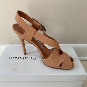 MANOLO BLAHNIK Nude Leather Strappy Sandals Size US 7/EUR 37
